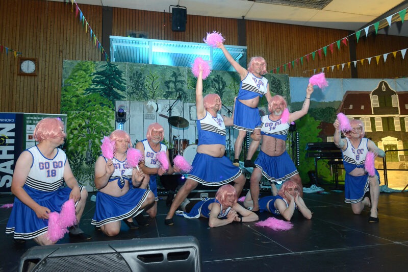 Kirmes-Opening in bunten Bildern